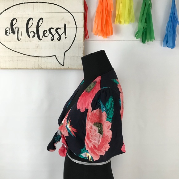 Zara floral crop top knot - Picture 4 of 5